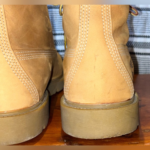 Timberland Classic Mens 6-Inch Waterproof Boots - Picture 8 of 11